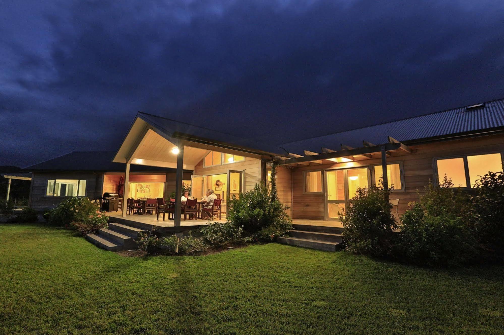 Kaimai Country Lodge Katikati Eksteriør bilde